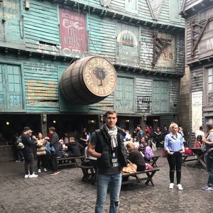 Meet your Posher, Aleksander